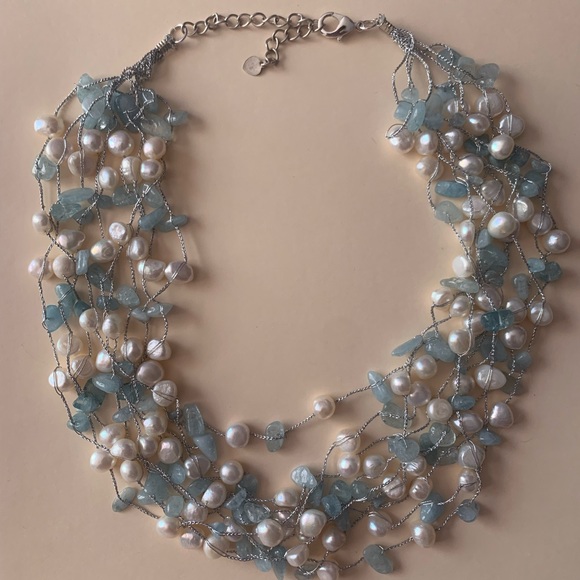 Jewelry - Necklace decorated fresh water pearls and semi gemstone beads.